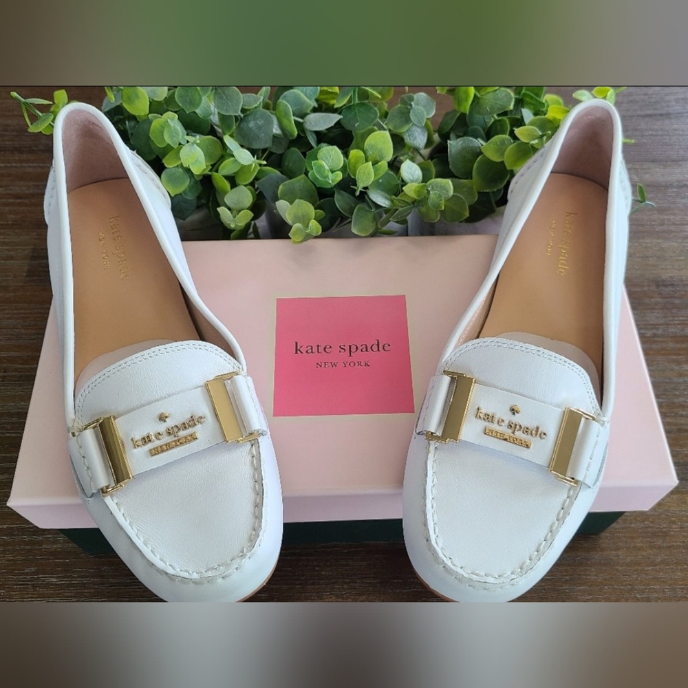 🤍 New & In Box Kate Spade Off White Colette Loafers – Size 6.5M  🤍